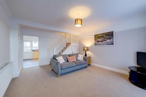 2 bedroom end of terrace house for sale, Upper High Street, Worthing, BN11