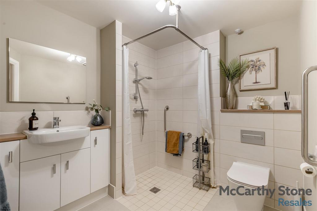 8665910-interior12.jpg