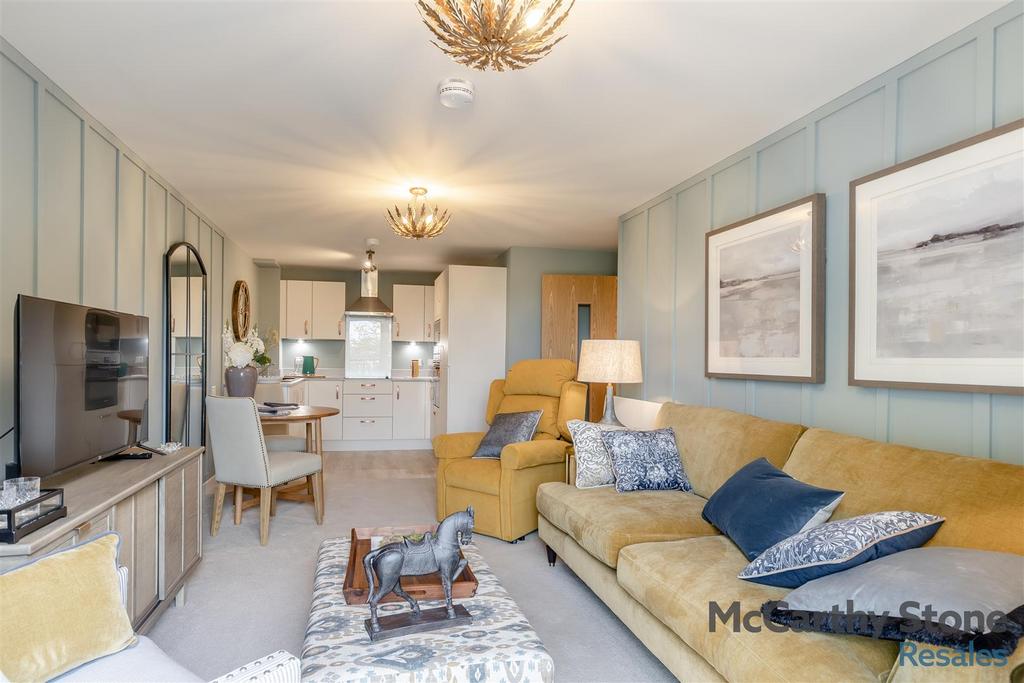 8665910-interior09.jpg