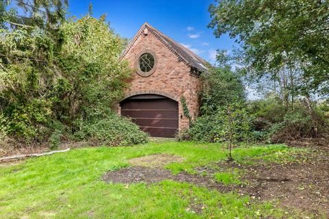 undefined, Elmwood Barn, Hadley, Droitwich, Worcestershire.  WR9 0AX