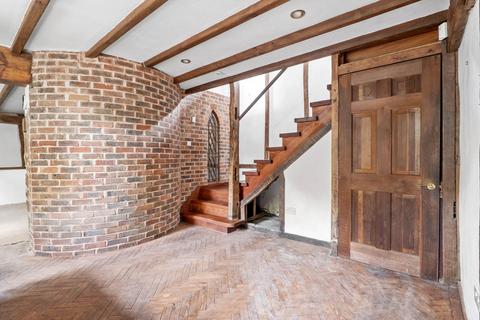 undefined, Elmwood Barn, Hadley, Droitwich, Worcestershire.  WR9 0AX