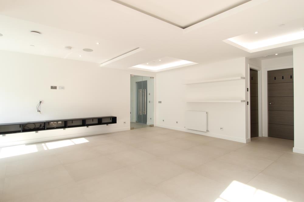 Lounge alt