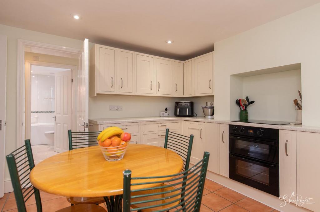 Kitchen - Breakfast Room