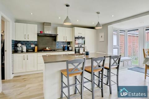 undefined, Watitune Avenue, Weddington, Nuneaton