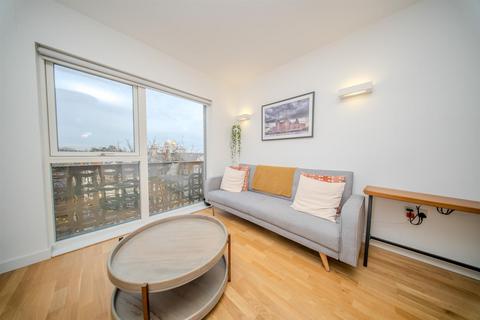 undefined, Western Road, Southall UB2