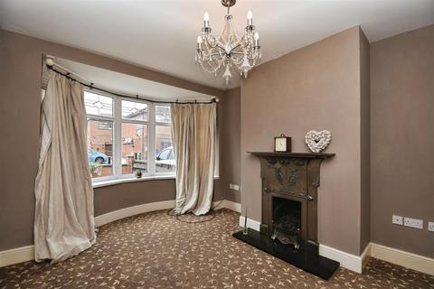 3 bedroom end of terrace house for sale, Manor Road, Hull