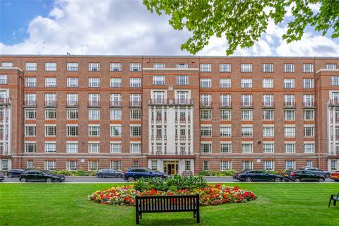 Eyre Court, Finchley Road, St John's Wood, London, NW8
