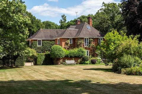 undefined, Coopers Hill, Eversley, Hook, Hampshire, RG27