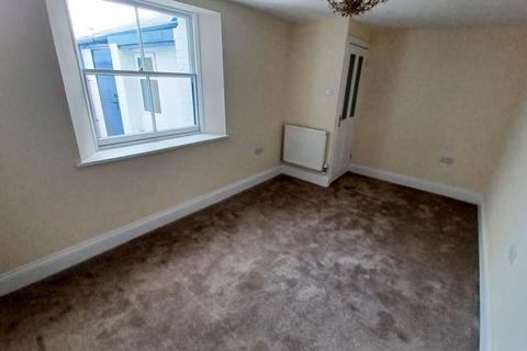 2 bedroom ground floor flat for sale, Babbacombe Road, Torquay