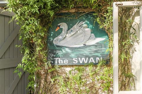 undefined, West End, Minchinhampton, Stroud