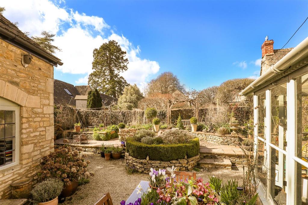 Sketch Ph16 5816840.jpg