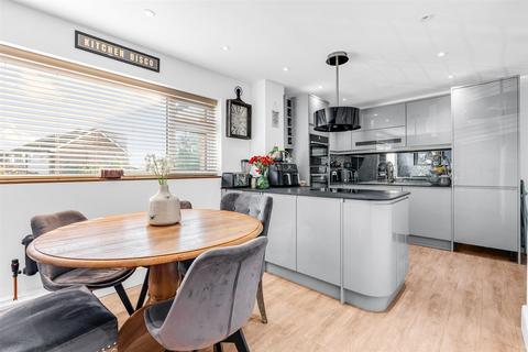 3 bedroom semi-detached house for sale, Woodlands Road, Hertford SG13