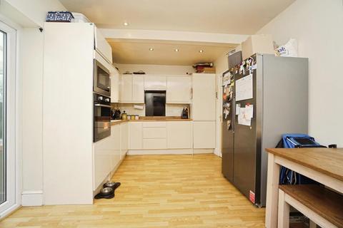 96 Farview Road, Sheffield, S5 7TB