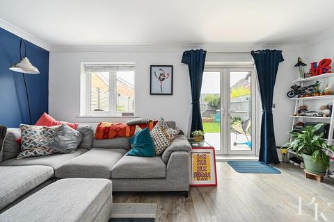 undefined, Monarch Way, Shoreham-By-Sea