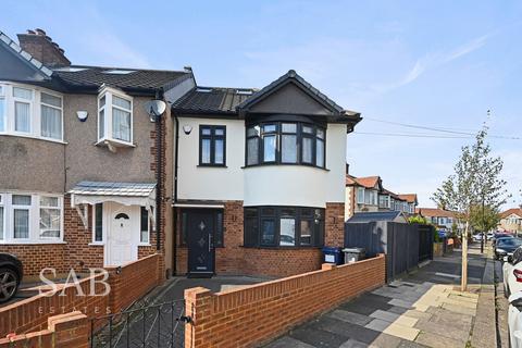 undefined, Greenway Gardens, Greenford, UB6