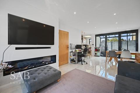 undefined, Greenway Gardens, Greenford, UB6