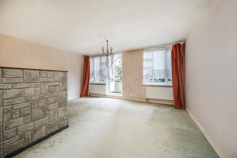2 bedroom flat for sale, Hawthorn Walk, London W10