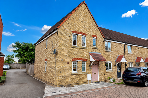 3 bedroom end of terrace house for sale, Heron Croft, Soham