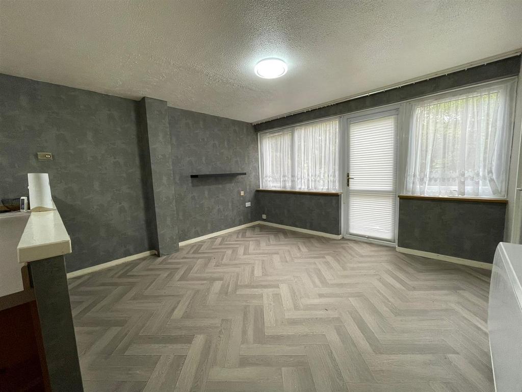 Lounge.jpg