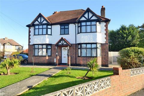 3 bedroom semi-detached house for sale, Hazlemere Gardens, Worcester Park, KT4