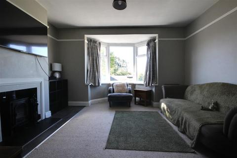 3 bedroom detached house for sale, Grovehill Road, Beverley
