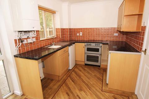 2 bedroom semi-detached house to rent, Silverton Drive, Pontyclun, CF72 8HF