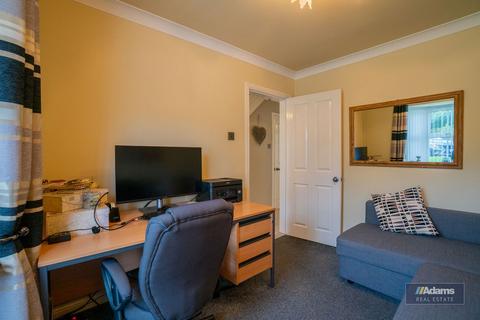 4 bedroom detached house for sale, Heathfield Park, Widnes