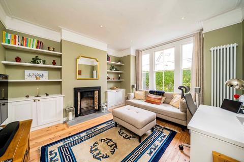 2 bedroom flat for sale, Waldron Road, London SW18