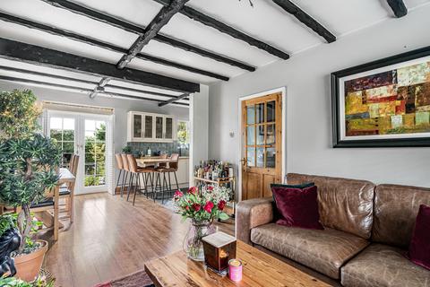 10 Kemble Close, Potters Bar, EN6 5EG