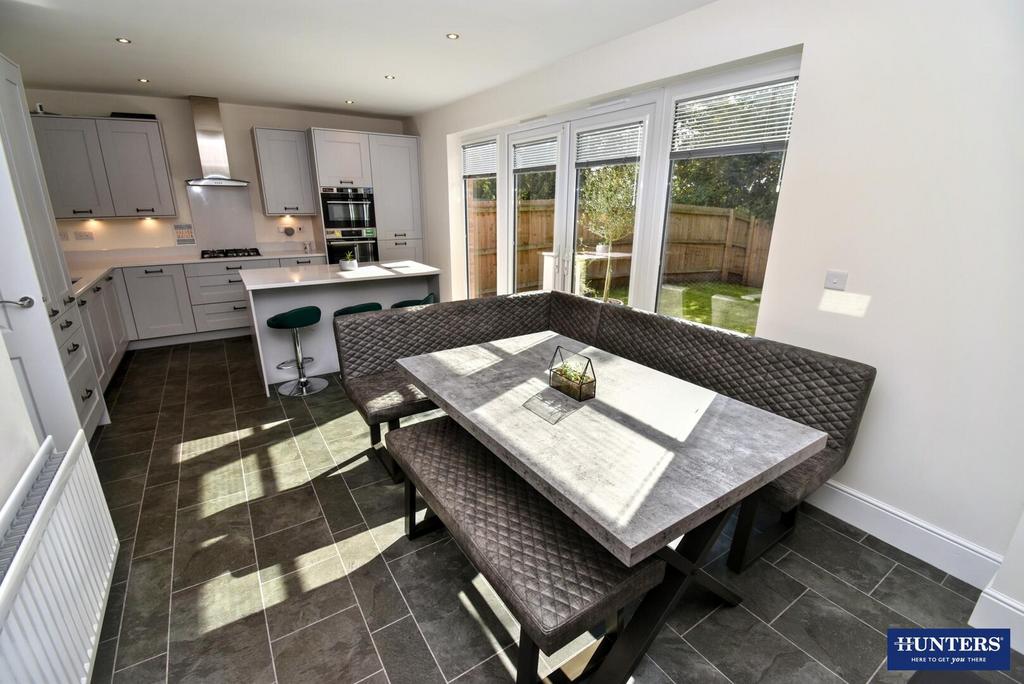 Kitchen-dining
