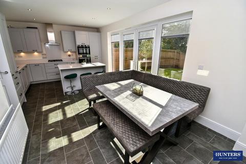 4 bedroom detached house for sale, Rawson Drive, Wigston