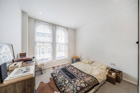 2 bedroom flat for sale, Canterbury House, Kilburn, London, NW6