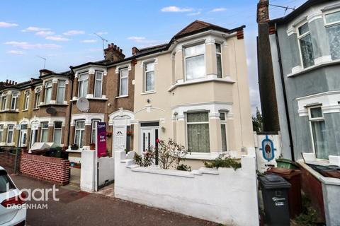 4 bedroom end of terrace house for sale, St Awdrys Road, BARKING