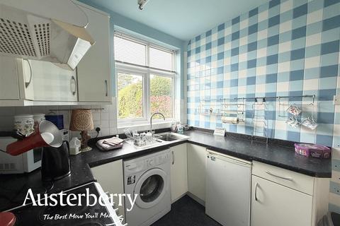 3 bedroom semi-detached house for sale, Trent Valley Road, Stoke-On-Trent ST4