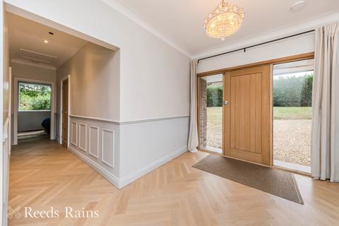 undefined, Lowes Lane, Macclesfield SK11