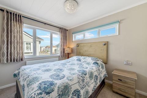 2 bedroom mobile home for sale, Milano Avenue, Martlesham  IP5
