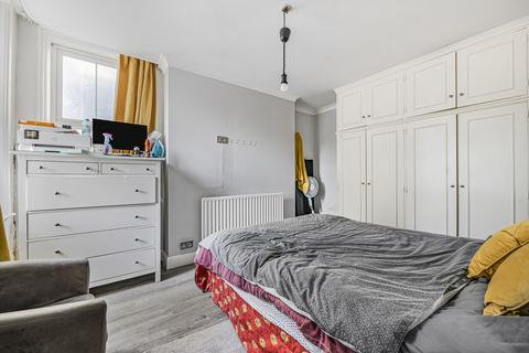 undefined, Birdhurst Rise, South Croydon, CR2