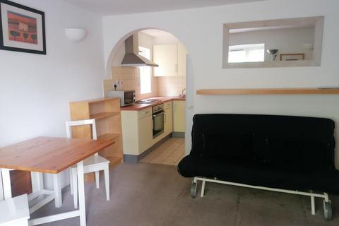 Studio to rent, Harp Island Close,  Neasden,  NW10