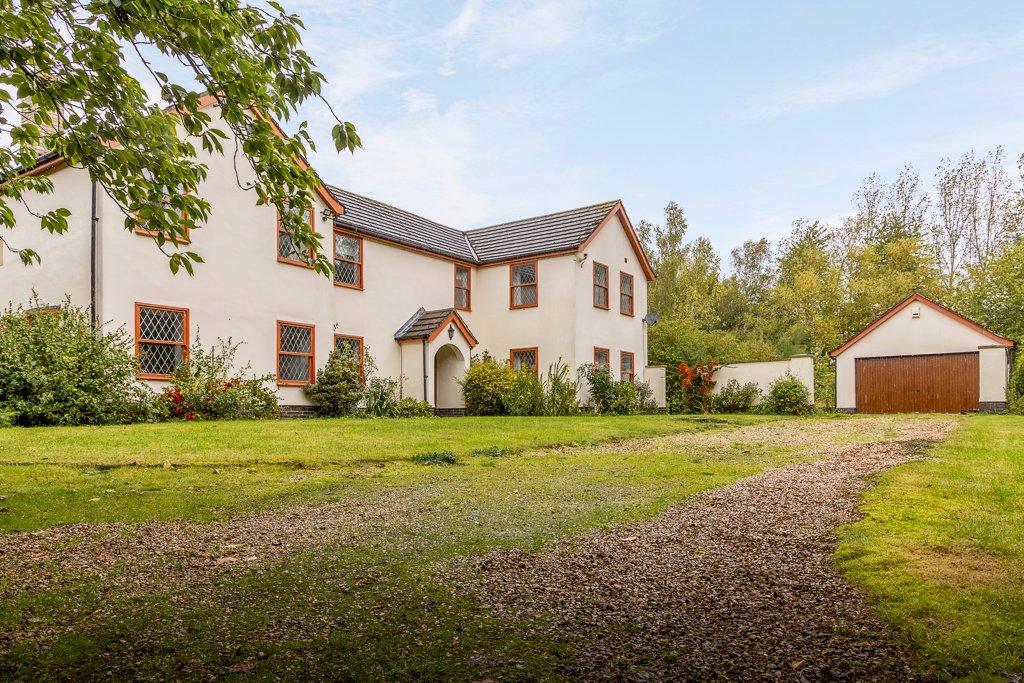 Front/Driveway