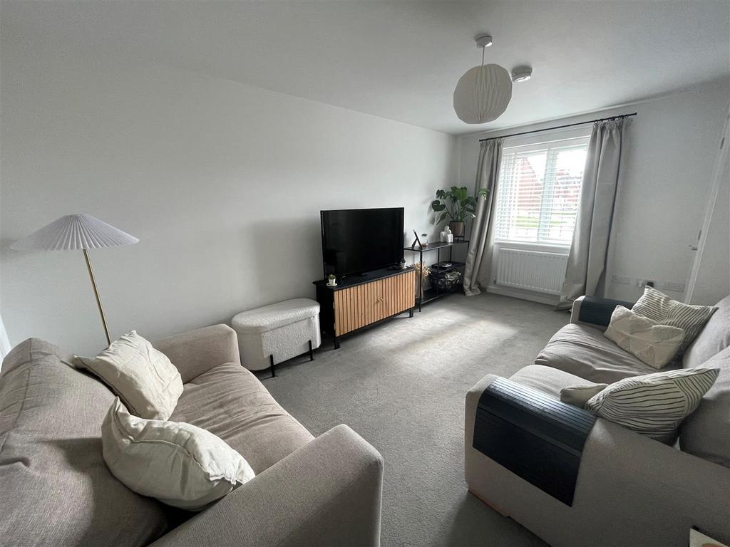 Front room 3.jpg
