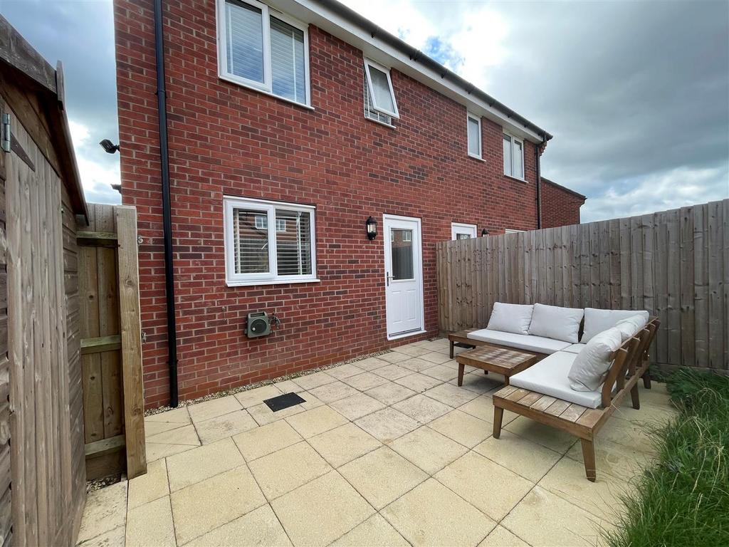 Back garden 1.jpg