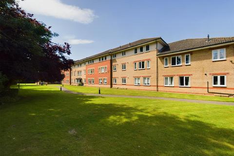 undefined, Minster Court, Bracebridge Heath