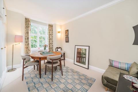 Flat 4, Pembroke Court South Edwardes Square, London, W8 6HN