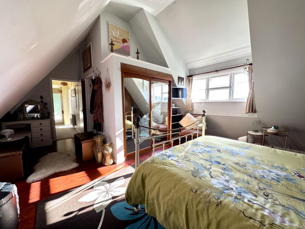 Bed 1 (2)
