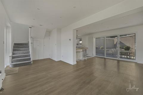 3 bedroom semi-detached house for sale, Dolgoy Close, West Cross, Swansea