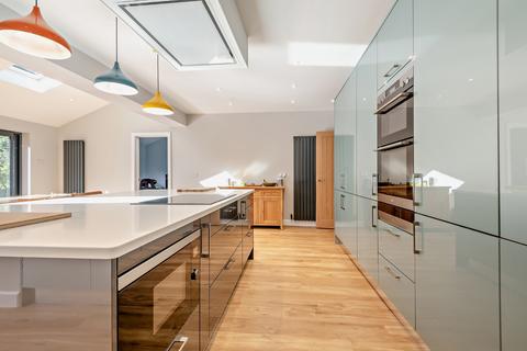 undefined, St. James Close, Pangbourne, Berkshire