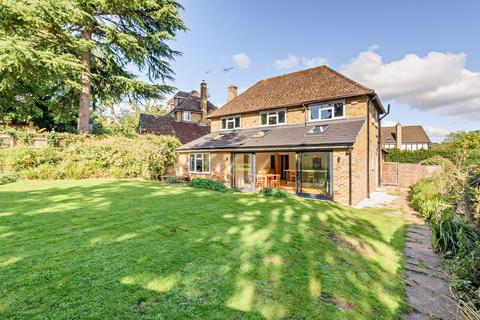 undefined, St. James Close, Pangbourne, Berkshire