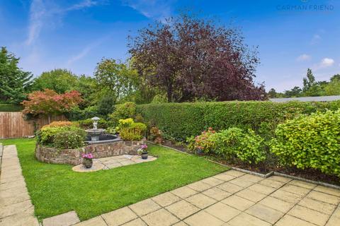 undefined, Grove Gardens, Littleton, CH3