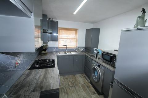 2 bedroom flat for sale, Regent Street, Lutterworth LE17