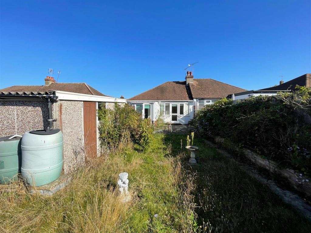 16 Sunnybank Rd Garden Rear.jpg